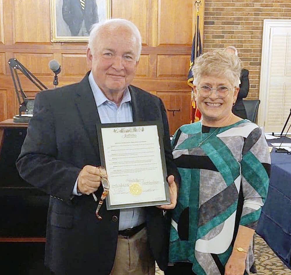 COUNCIL-dave and lynn.jpg